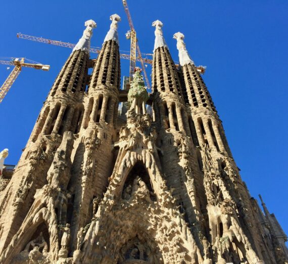 How to Visit the Sagrada Familia